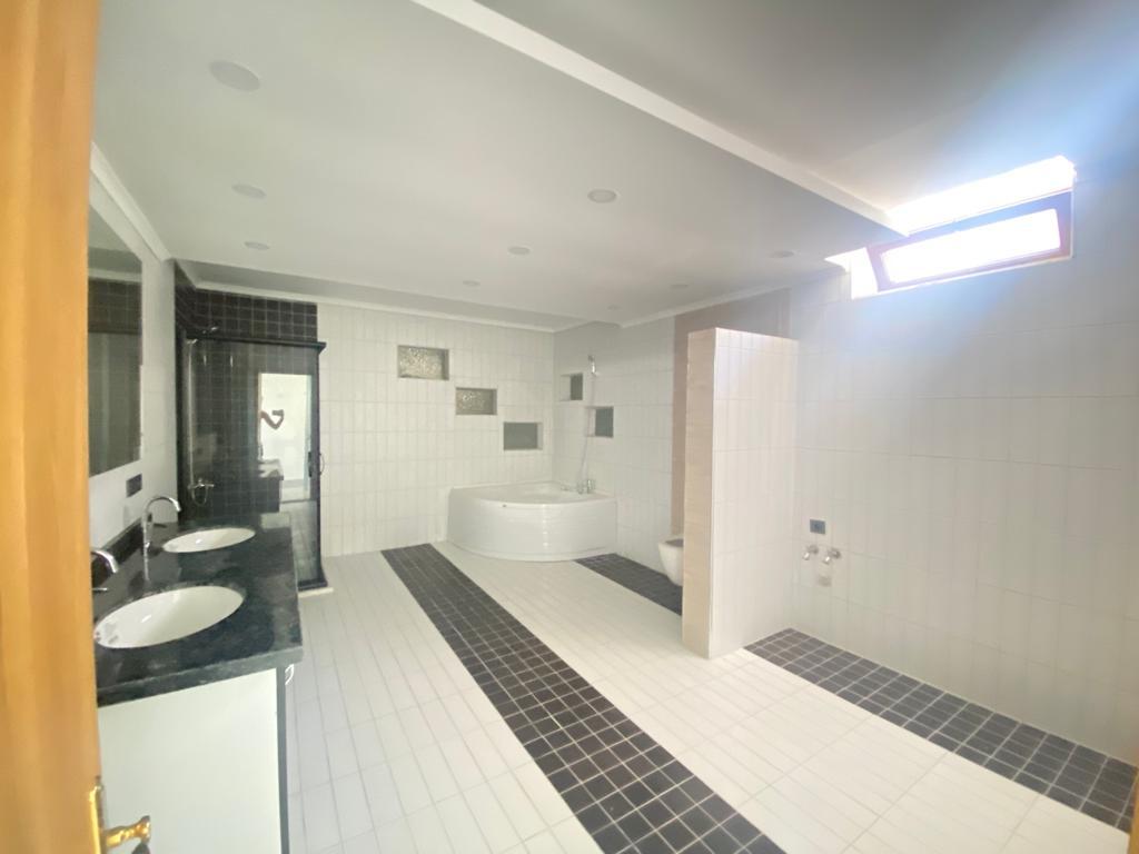 Вилла в Алании, Турция, 367 м² - фото 13