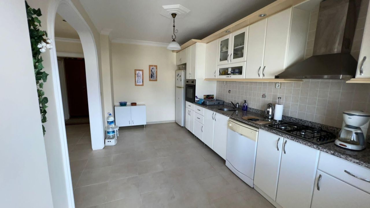 Квартира в Алании, Турция, 160 м² - фото 13