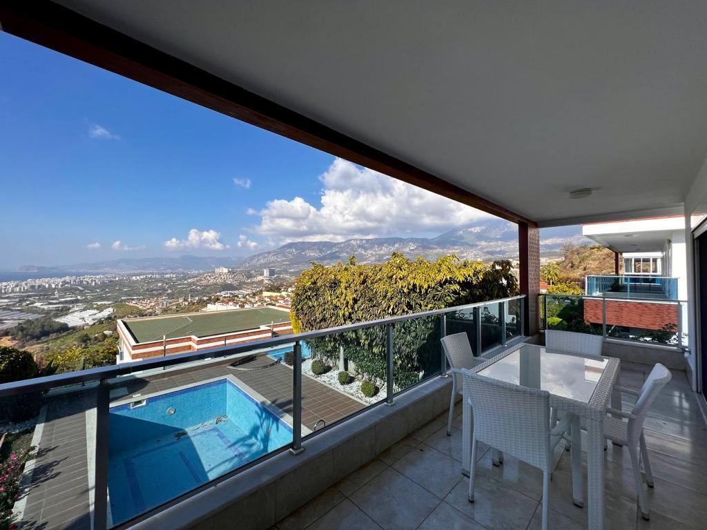 Вилла в Алании, Турция, 700 м² - фото 15