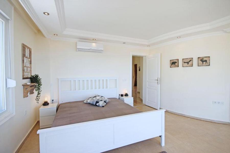 Вилла в Алании, Турция, 265 м² - фото 15