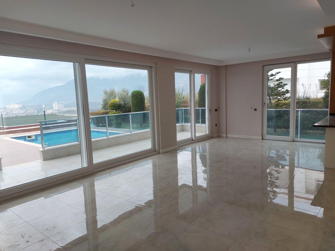 Вилла в Алании, Турция, 260 м² - фото 15