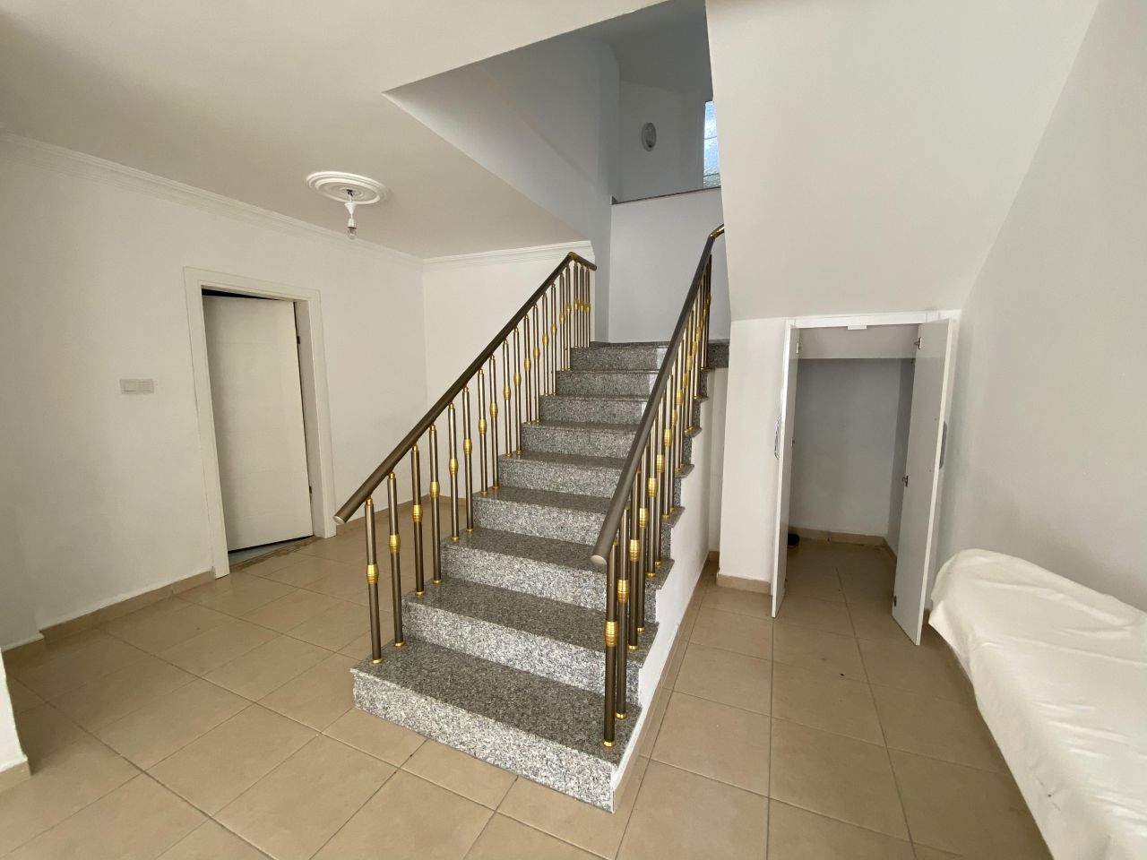 Вилла в Алании, Турция, 240 м² - фото 15