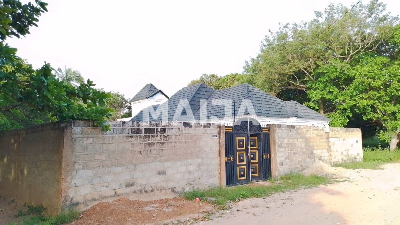 Дом Mariama Kunda, Гамбия, 50 м² - фото 17