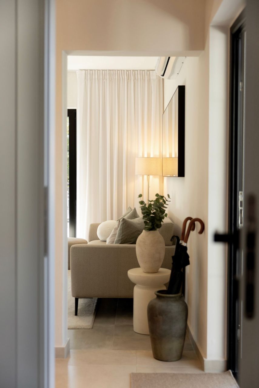 Доходный дом в Тивате, Черногория, 424 м² - фото 3