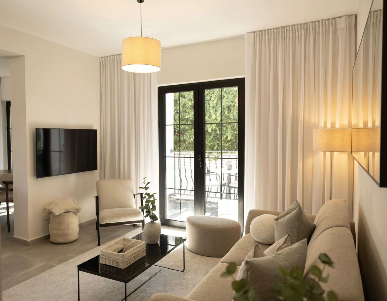 Доходный дом в Тивате, Черногория, 424 м² - фото 6