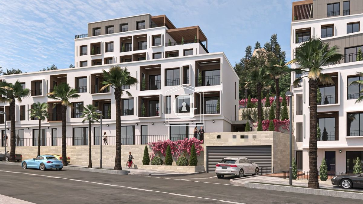 Коммерческая недвижимость в Тивате, Черногория, 20 м² - фото 1