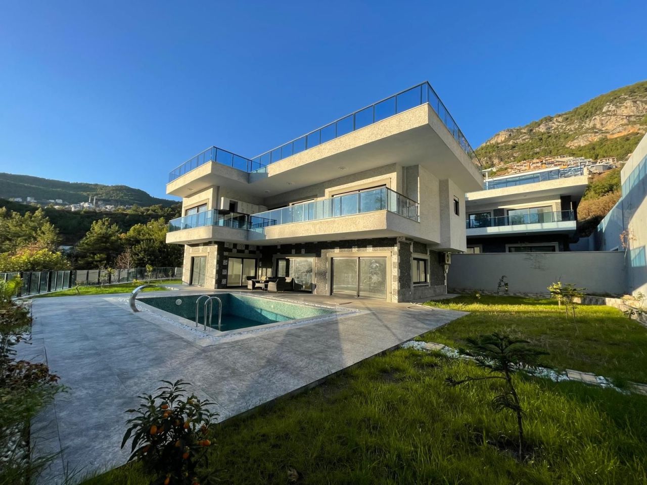 Вилла в Алании, Турция, 250 м² - фото 1