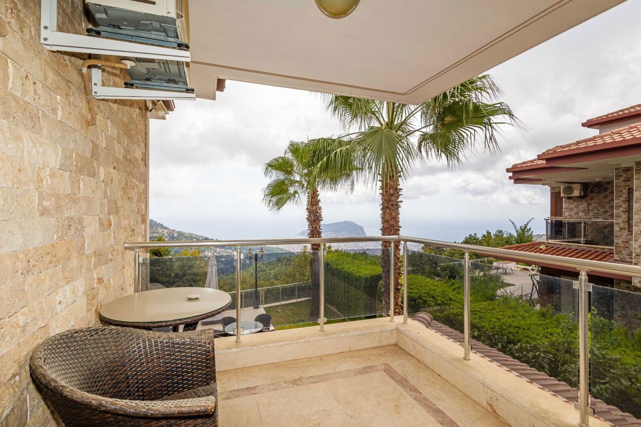 Вилла в Алании, Турция, 240 м² - фото 2