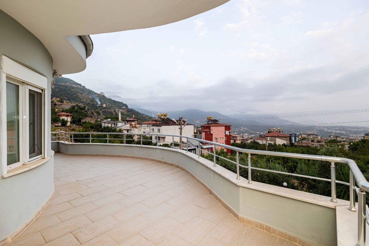 Апартаменты в Алании, Турция, 250 м² - фото 15