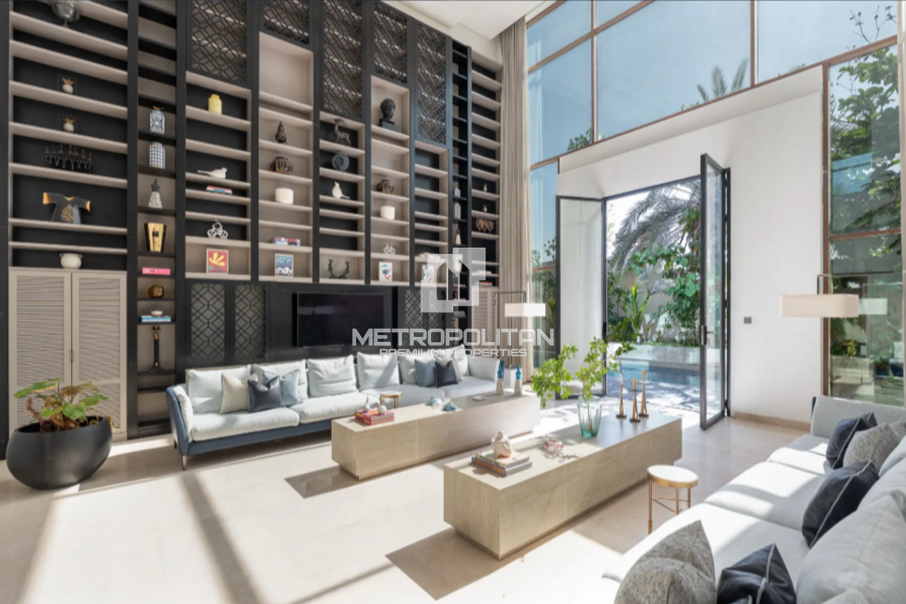 Вилла в Дубае, ОАЭ, 934 м² - фото 2