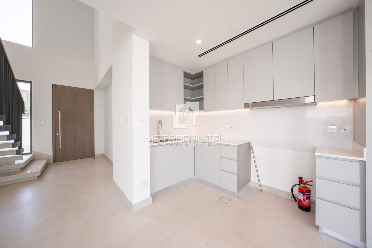 Вилла в Дубае, ОАЭ, 212 м² - фото 6