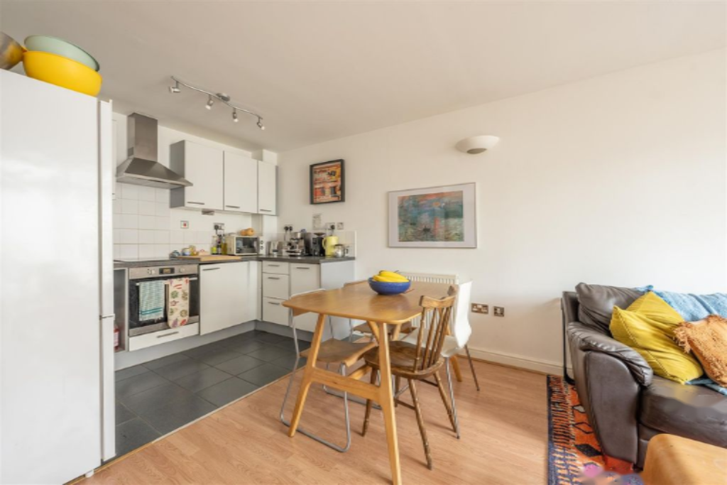 Квартира в Лондоне, Великобритания, 48 м² - фото 1