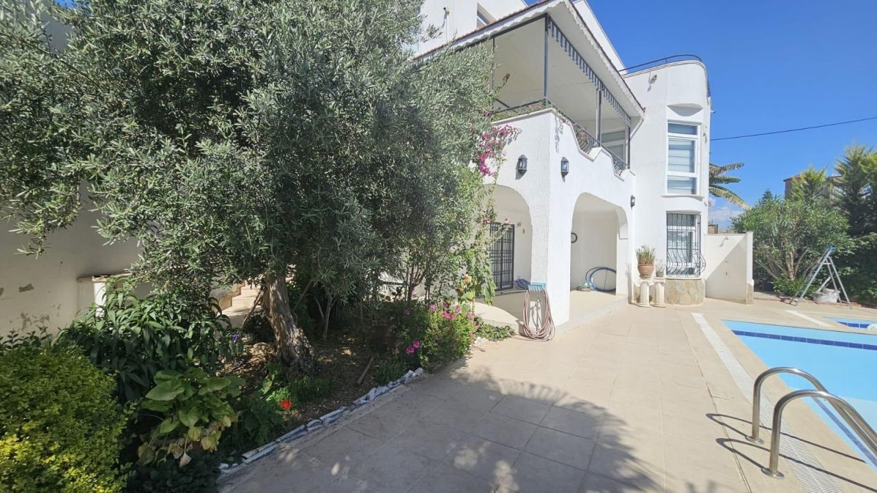 Вилла в Алании, Турция, 595 м² - фото 14