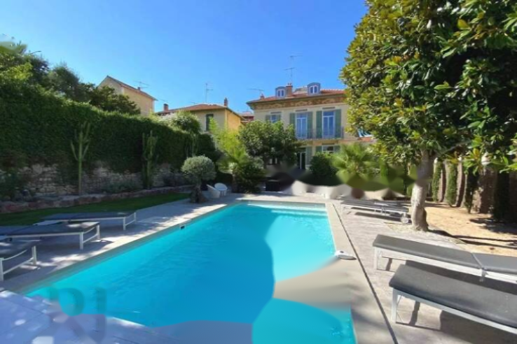 Квартира в Каннах, Франция, 200 м² - фото 1