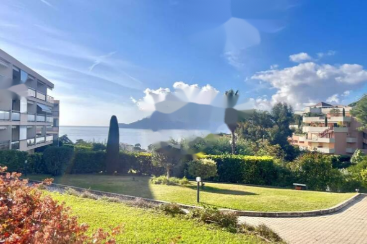 Квартира в Каннах, Франция, 100 м² - фото 1