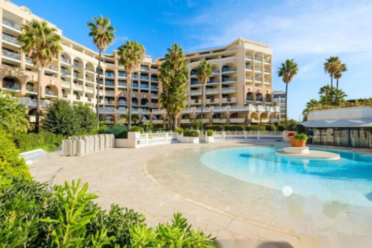 Квартира в Каннах, Франция, 63 м² - фото 1