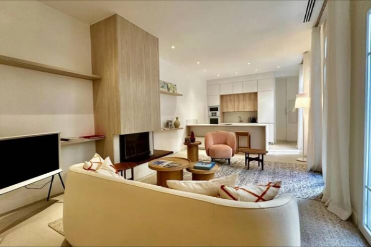 Квартира в Каннах, Франция, 132 м² - фото 1