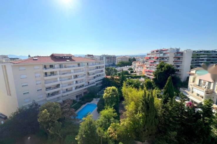 Квартира в Каннах, Франция, 30 м² - фото 2