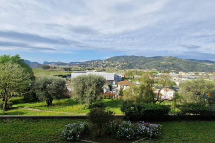 Квартира в Каннах, Франция, 48 м² - фото 2