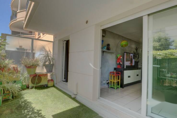 Квартира в Каннах, Франция, 45 м² - фото 2