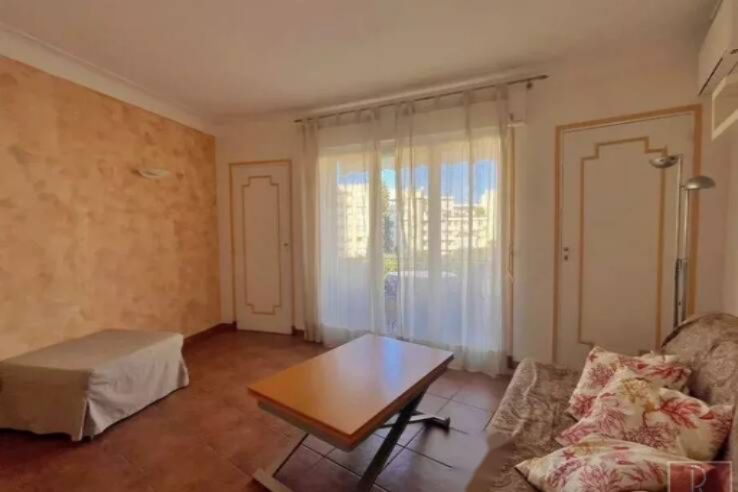 Квартира в Каннах, Франция, 44 м² - фото 2