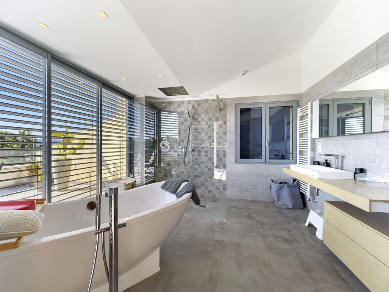 Вилла в Антибе, Франция, 400 м² - фото 11