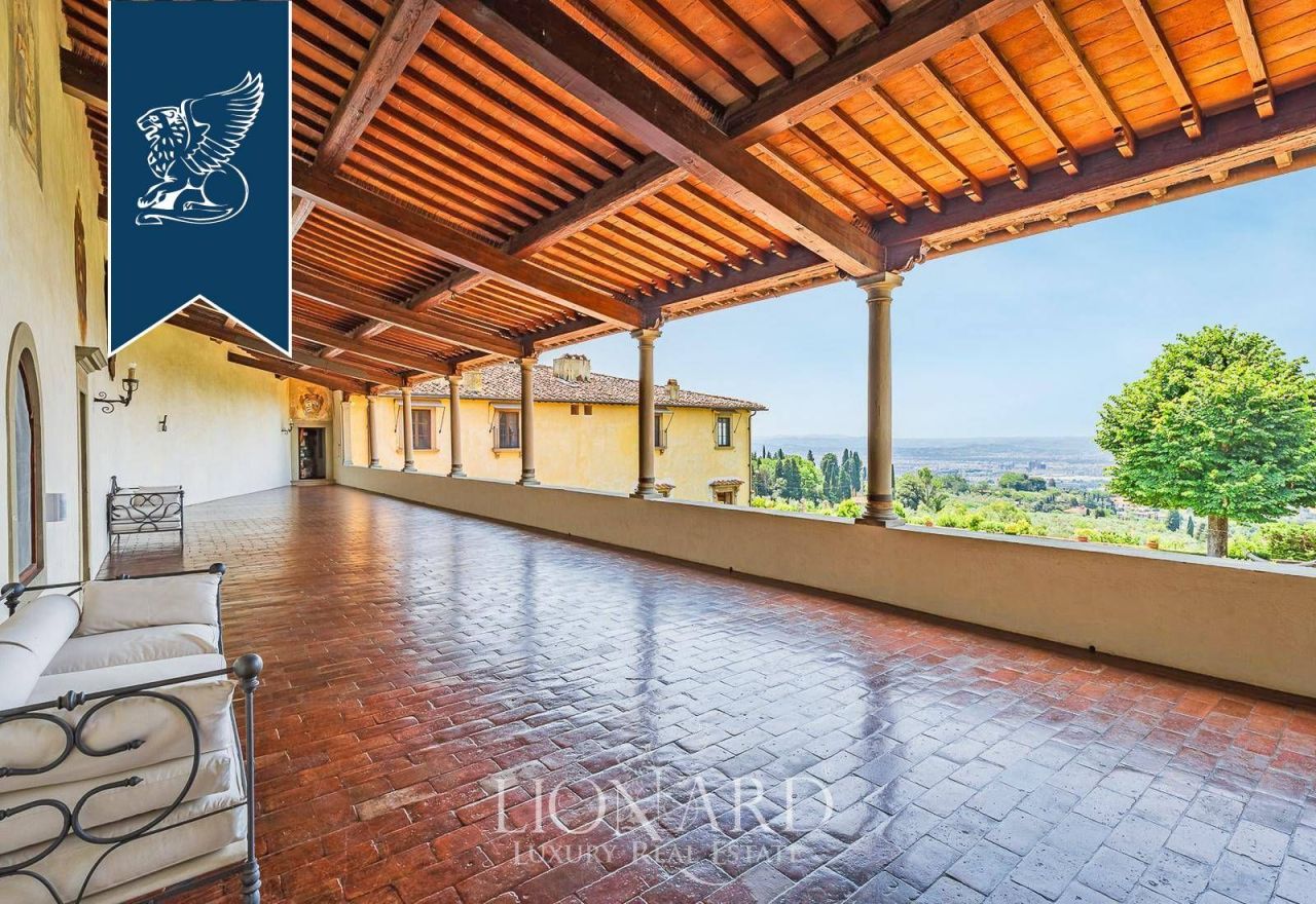Вилла во Флоренции, Италия, 1 300 м² - фото 3