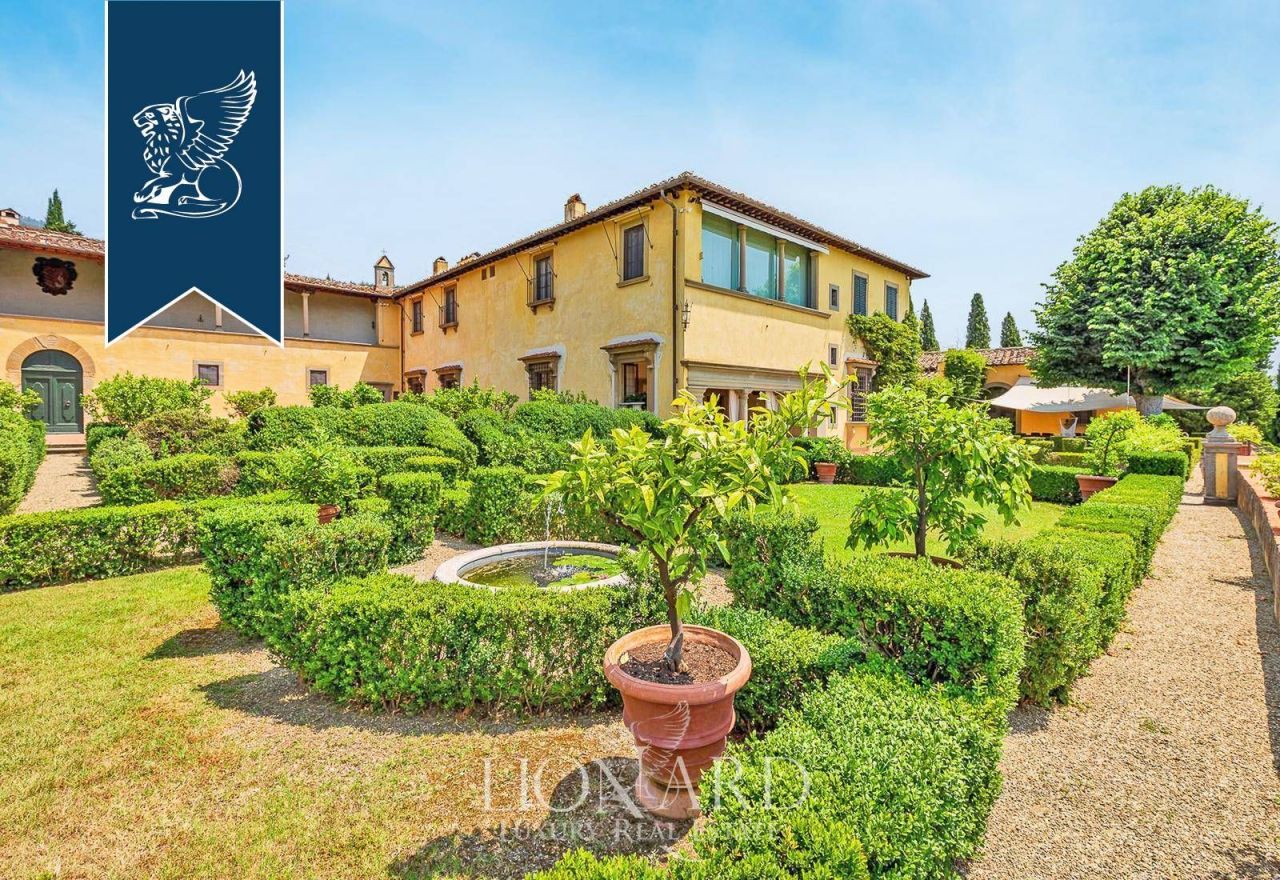 Вилла во Флоренции, Италия, 1 300 м² - фото 11
