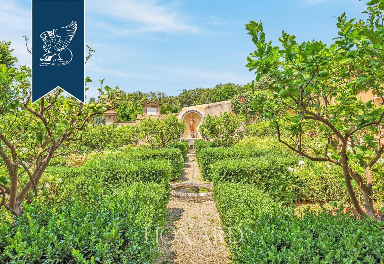 Вилла во Флоренции, Италия, 1 300 м² - фото 16