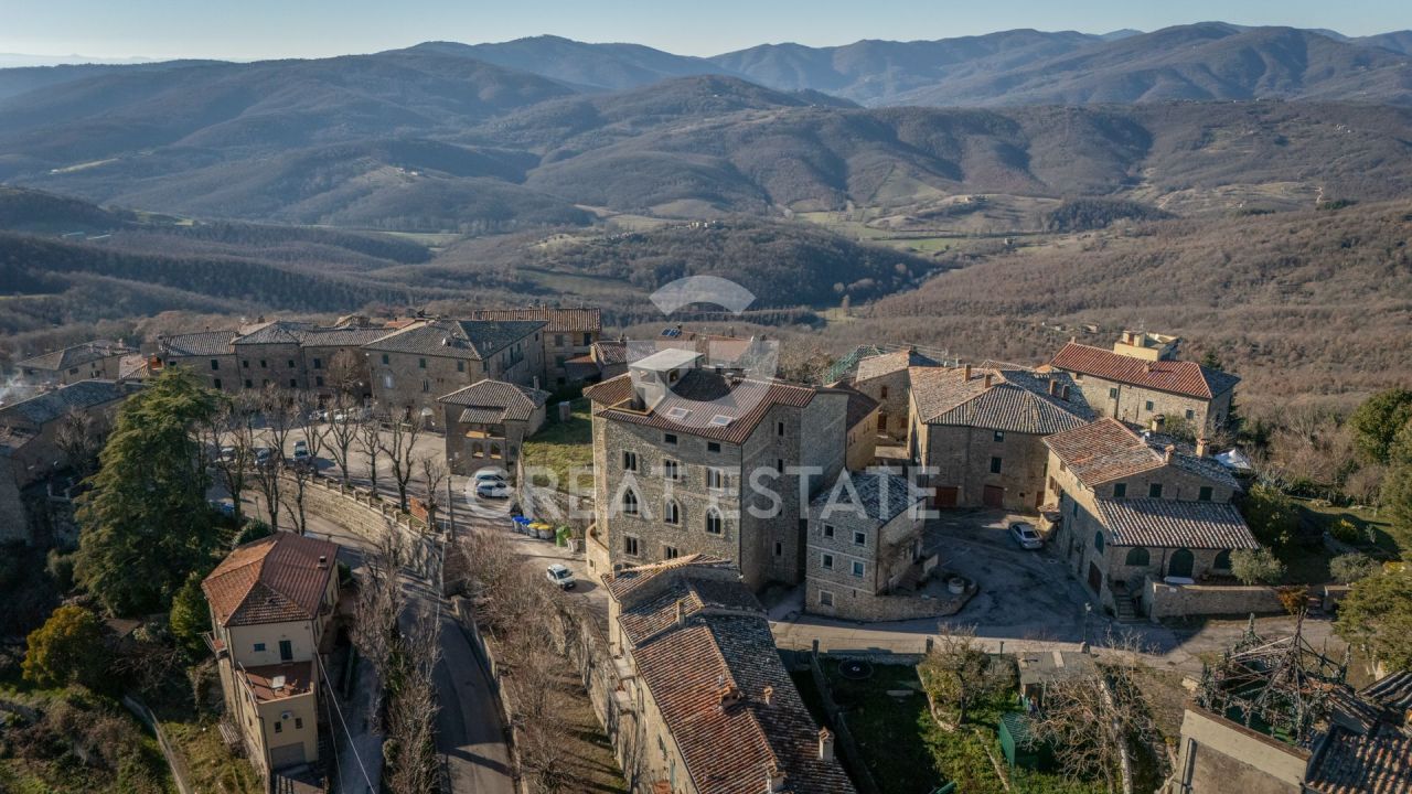 Дом в Умбертиде, Италия, 1 716 м² - фото 3