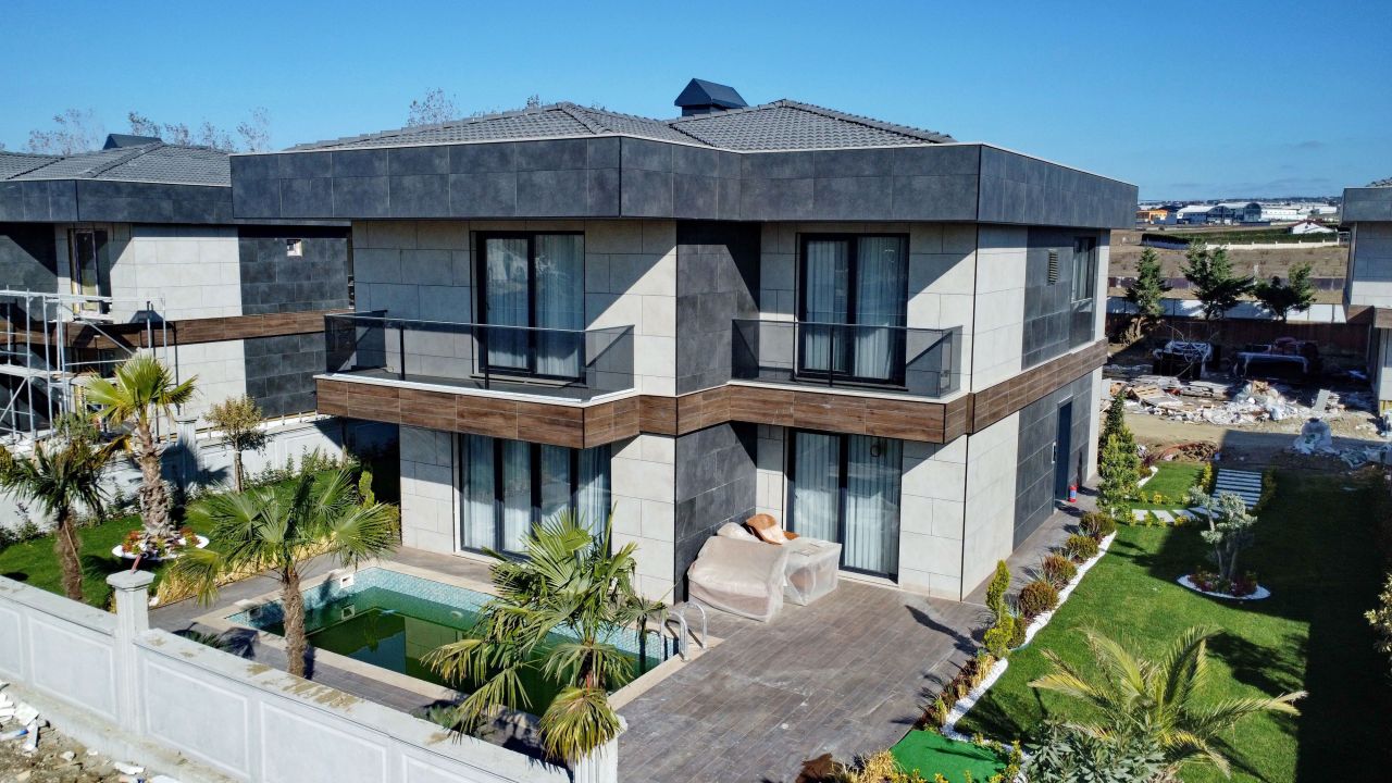 Вилла в Силиври, Турция, 262 м² - фото 1