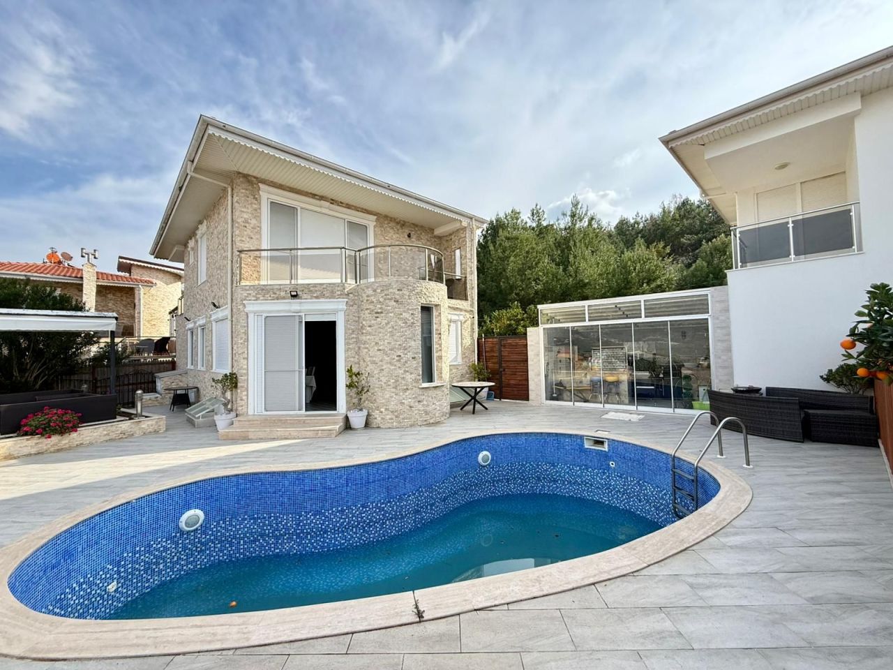 Вилла в Алании, Турция, 280 м² - фото 1