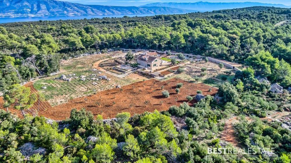 Вилла на Хваре, Хорватия, 350 м² - фото 12