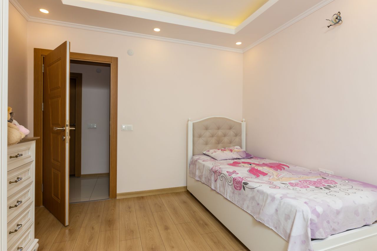 Квартира в Анталии, Турция, 200 м² - фото 13