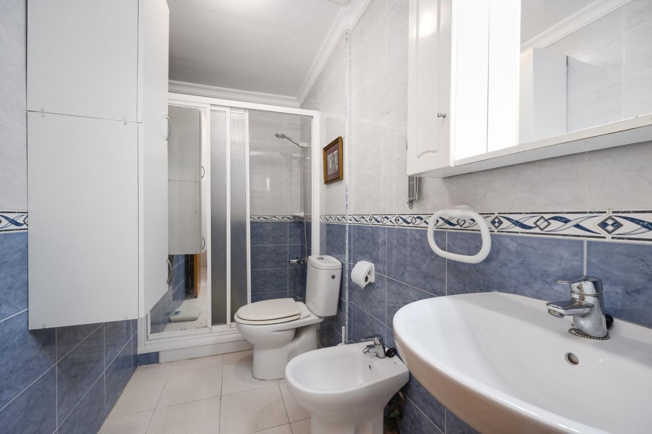 Квартира в Торревьехе, Испания, 63 м² - фото 8