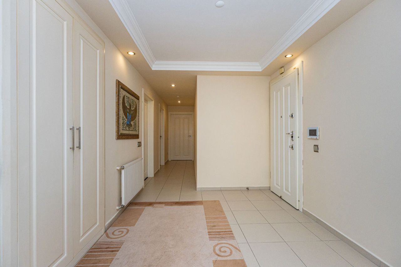 Квартира в Анталии, Турция, 140 м² - фото 14