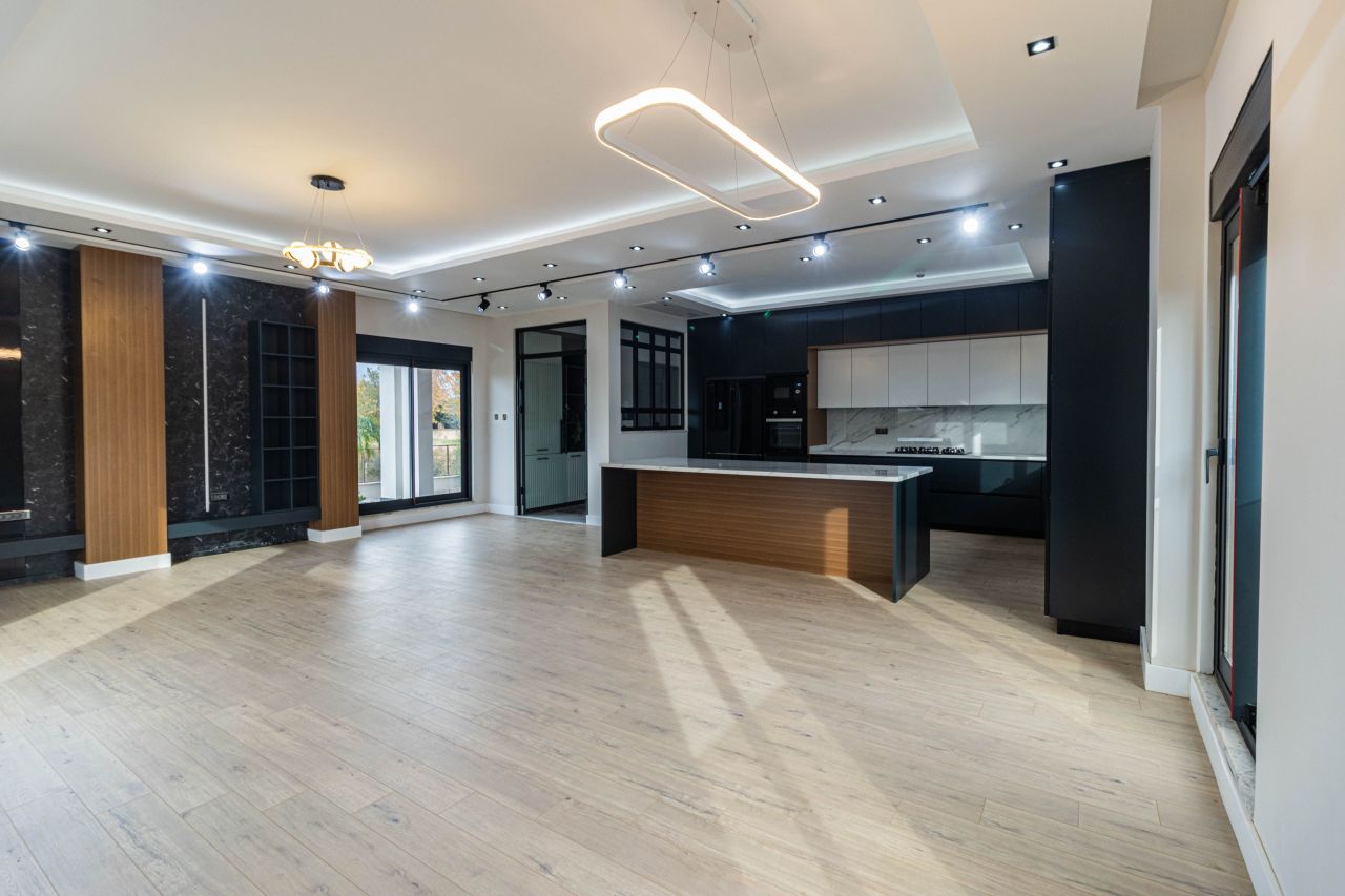 Вилла в Анталии, Турция, 600 м² - фото 5