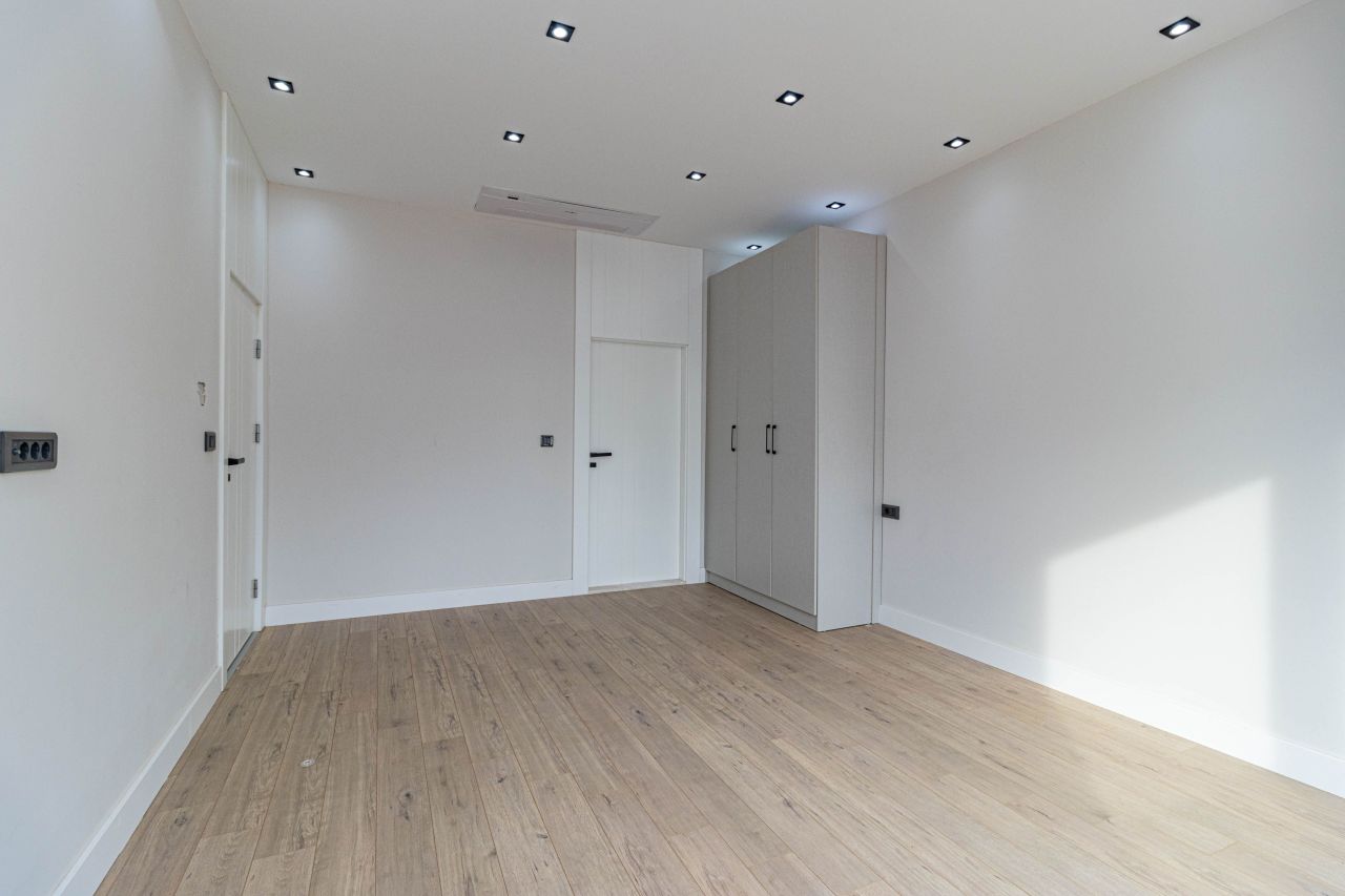 Вилла в Анталии, Турция, 600 м² - фото 10