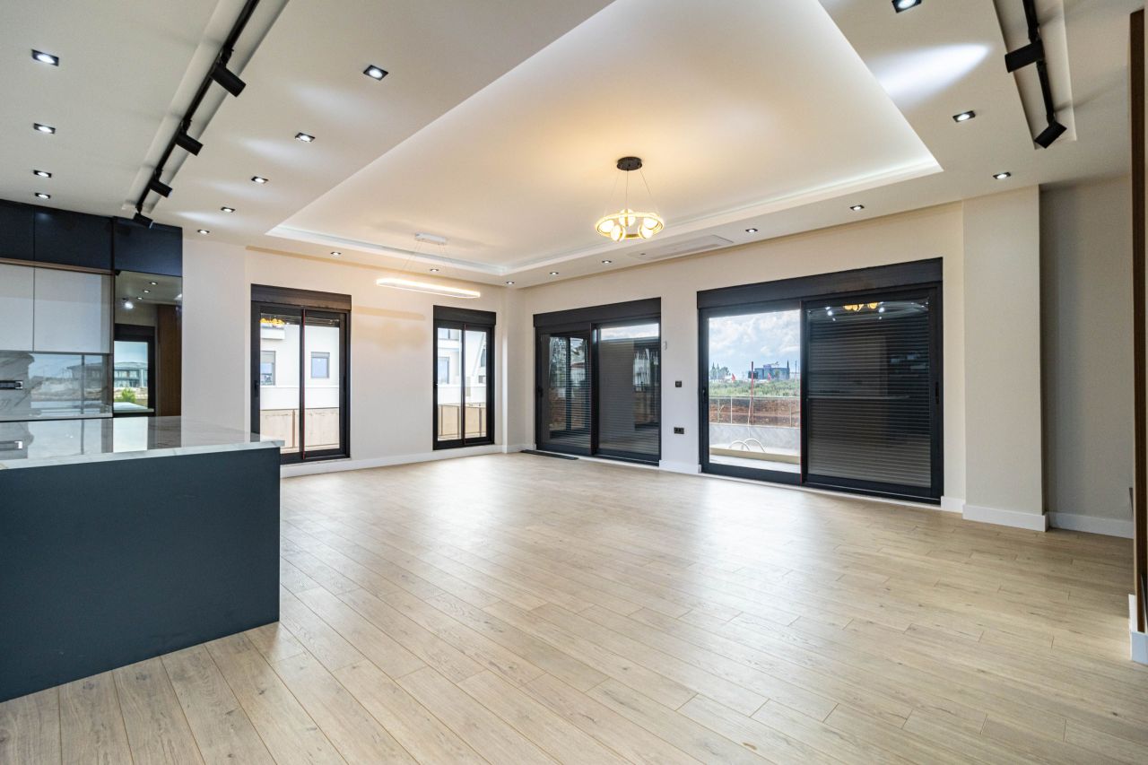 Вилла в Анталии, Турция, 600 м² - фото 4