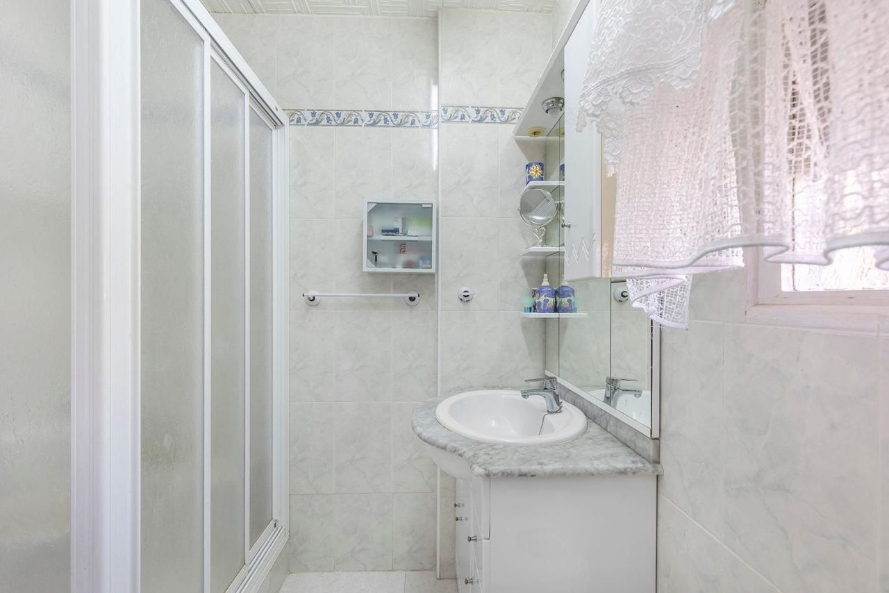 Квартира в Торревьехе, Испания, 56 м² - фото 12