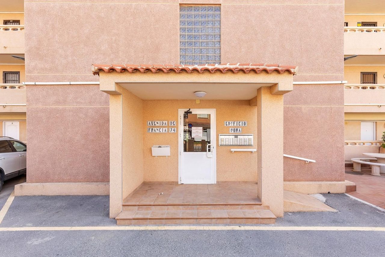 Квартира в Торревьехе, Испания, 56 м² - фото 13