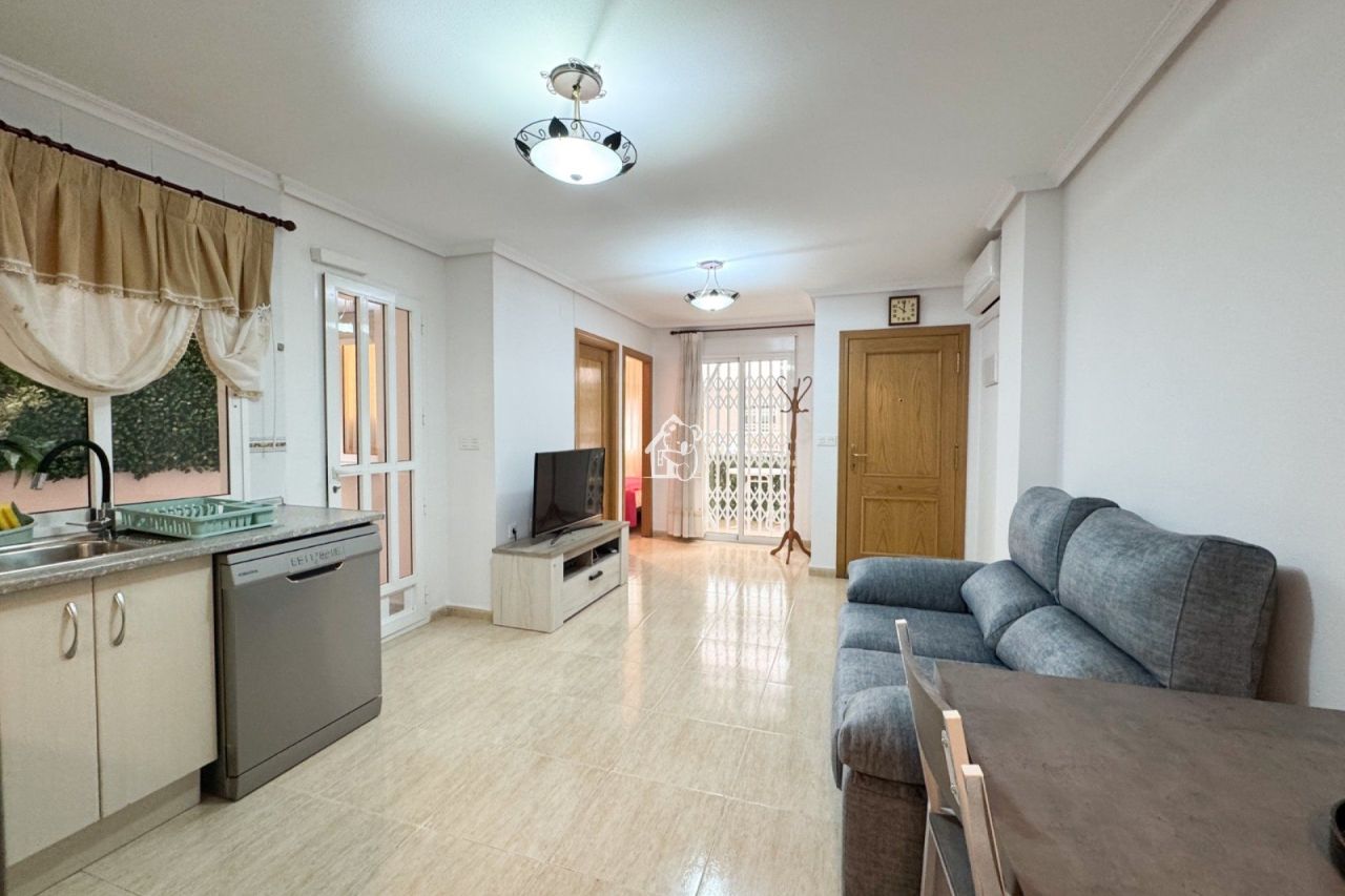 Апартаменты в Торревьехе, Испания, 65 м² - фото 1