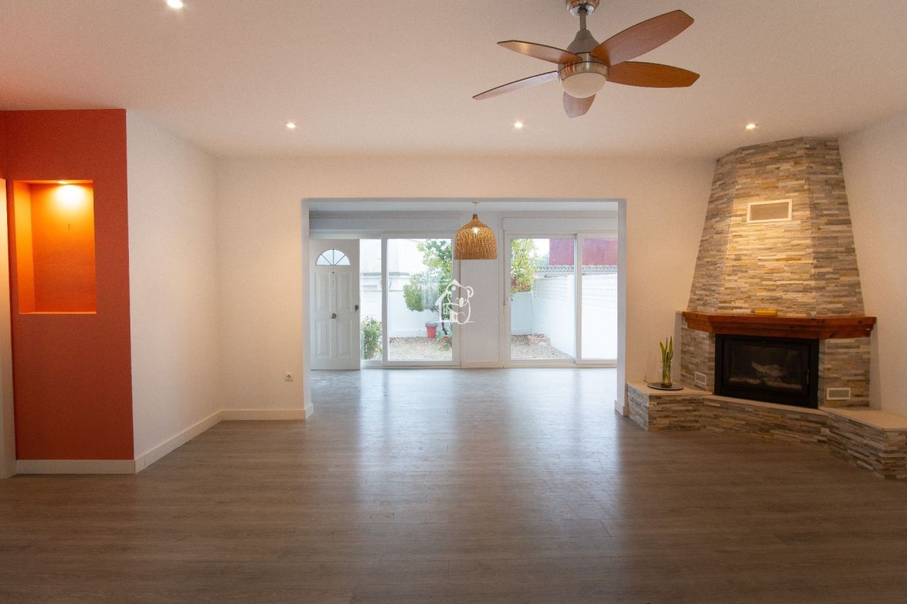 Вилла в Торревьехе, Испания, 166 м² - фото 1