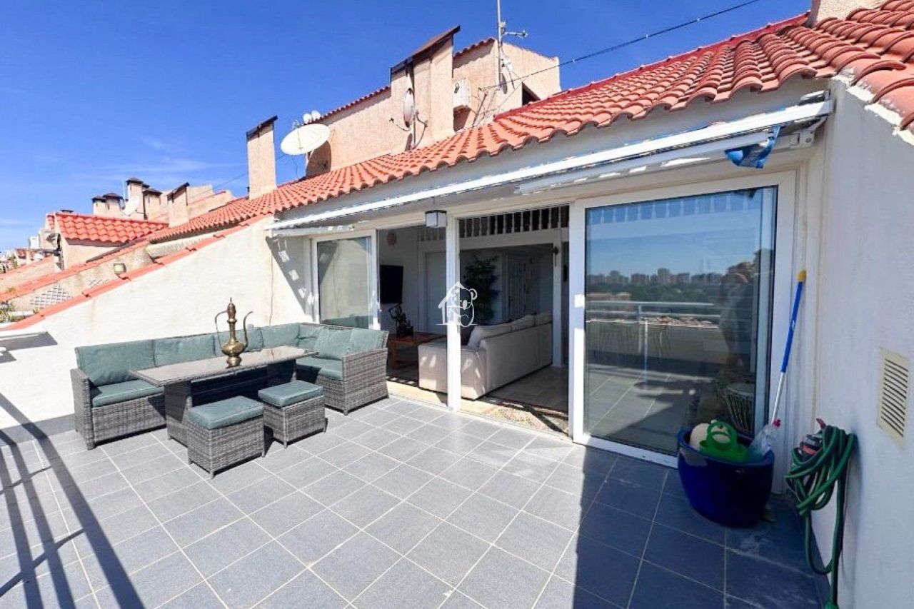 Пентхаус в Ориуэла Коста, Испания, 180 м² - фото 1