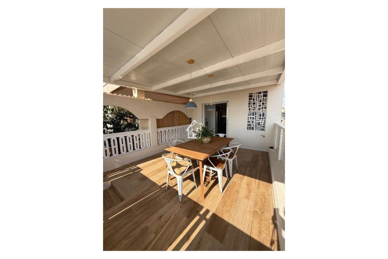 Бунгало в Деэса-де-Кампоаморе, Испания, 80 м² - фото 1