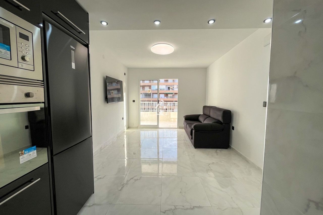 Квартира в Торревьехе, Испания, 75 м² - фото 1