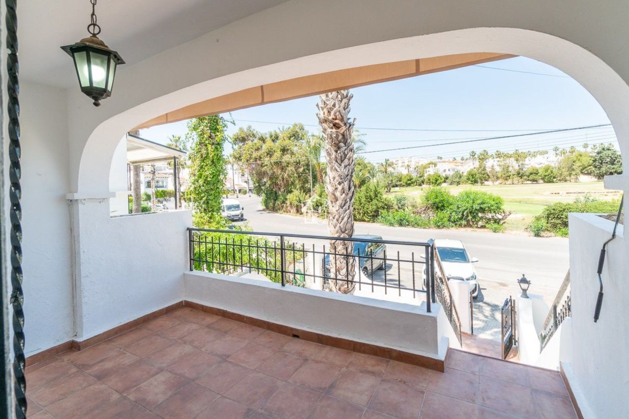 Шале в Ориуэла Коста, Испания, 170 м² - фото 2