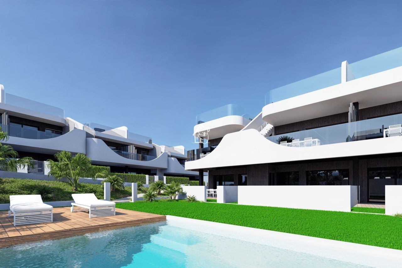 Бунгало в Сан-Мигель де Салинас, Испания, 100 м² - фото 2