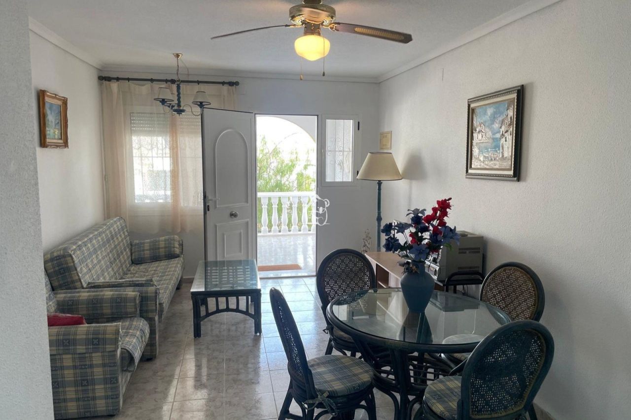 Дом в Гуардамар-дель-Сегура, Испания, 66 м² - фото 2