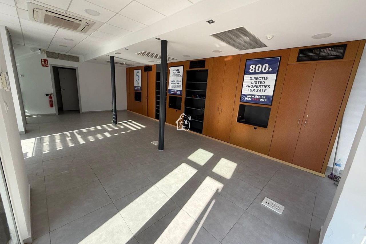 Офис в Пилар-де-ла-Орадада, Испания, 70 м² - фото 3